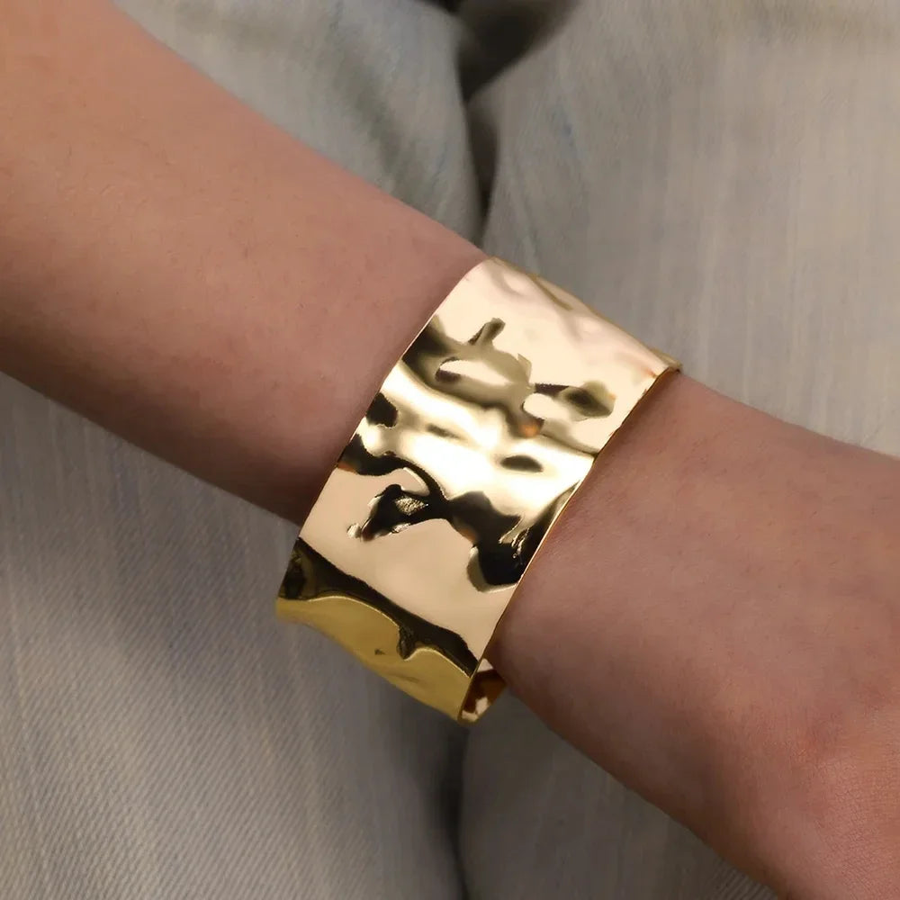 Classic Gold Color Wrinkle Texture Bangle Bracelet For Women Exquisite Cuff Bracelet