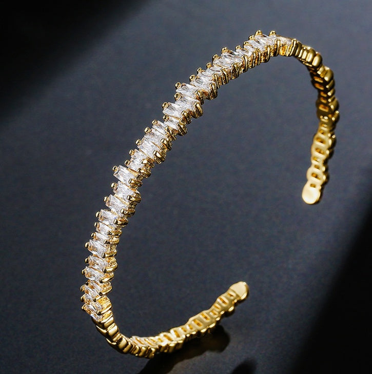 micro-inlaid zircon bracelet