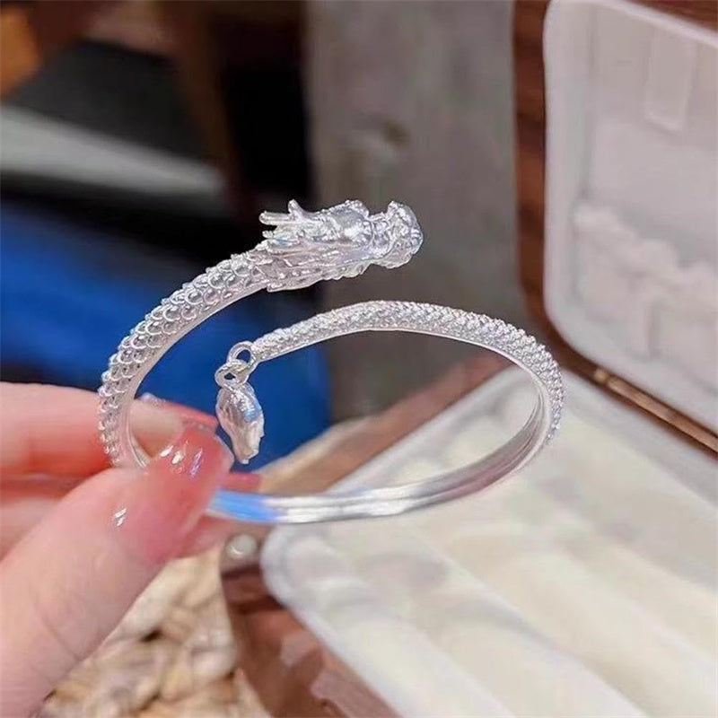 Magical Dragon Waving Bracelet