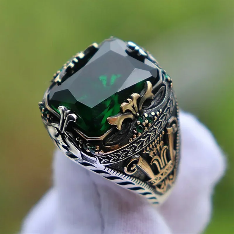 Green Gem Inlaid Men's Luxury Ring