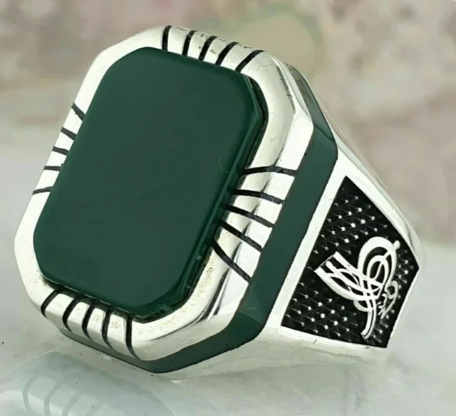 Green Gem Inlaid Men's Luxury Ring