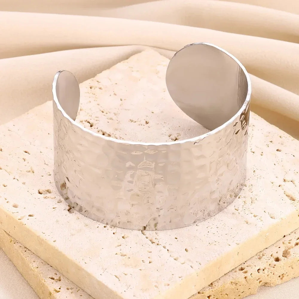 Classic Gold Color Wrinkle Texture Bangle Bracelet For Women Exquisite Cuff Bracelet