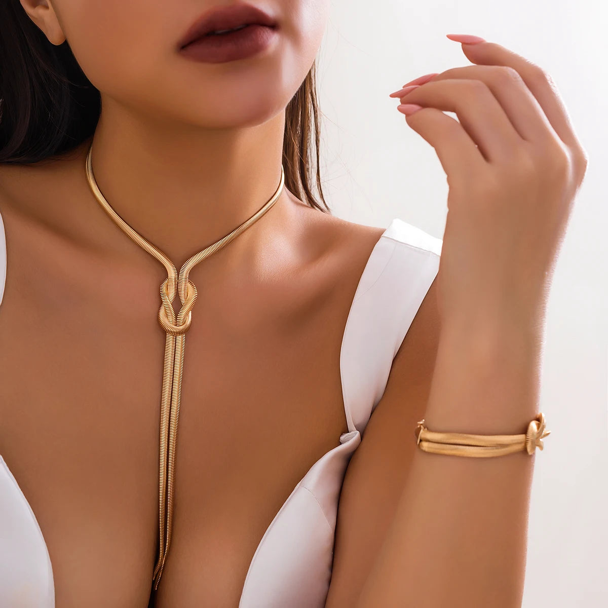 2Pcs/Set Sexy Smooth Long Snake Twisted Chain Necklace Bracelet for Women