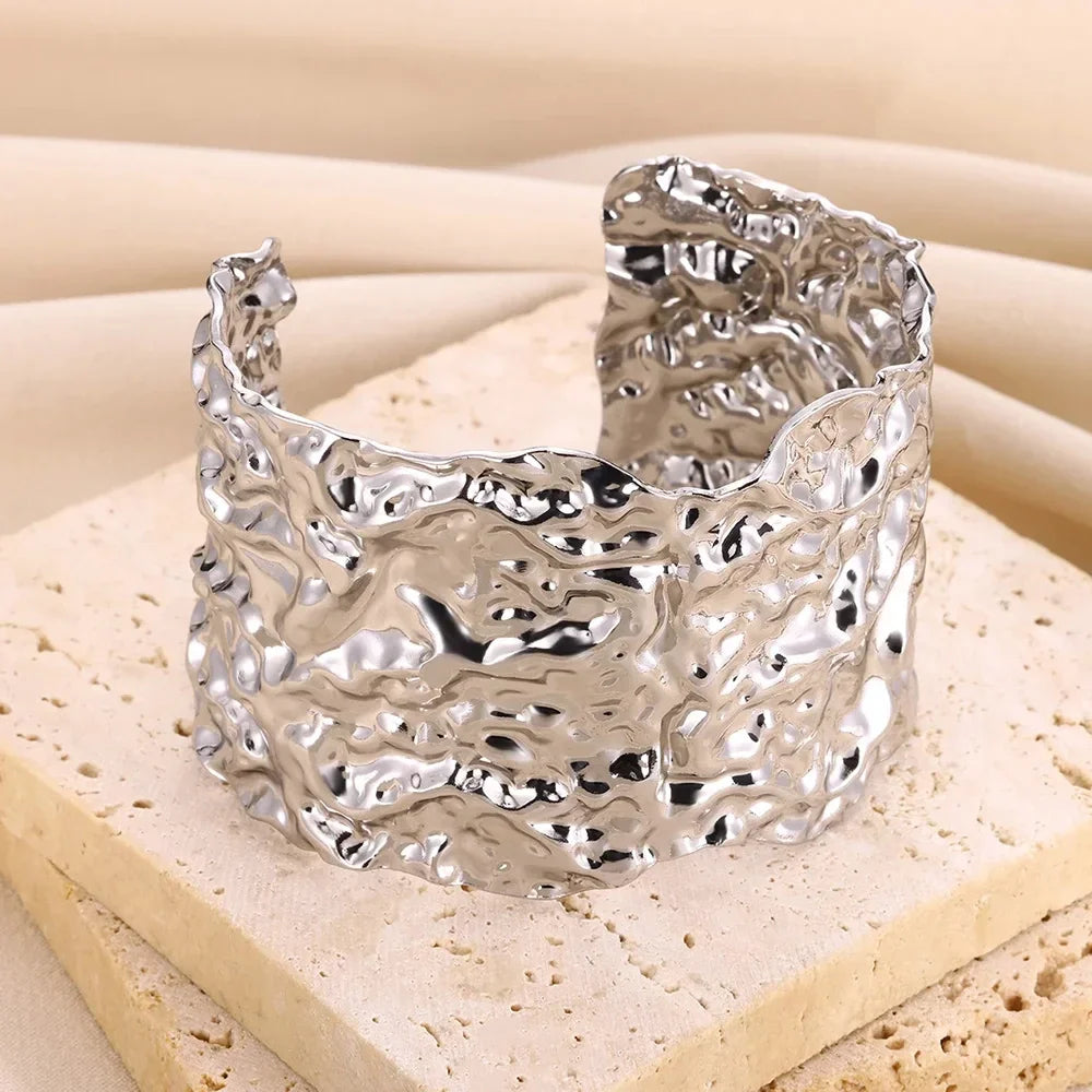 Classic Gold Color Wrinkle Texture Bangle Bracelet For Women Exquisite Cuff Bracelet