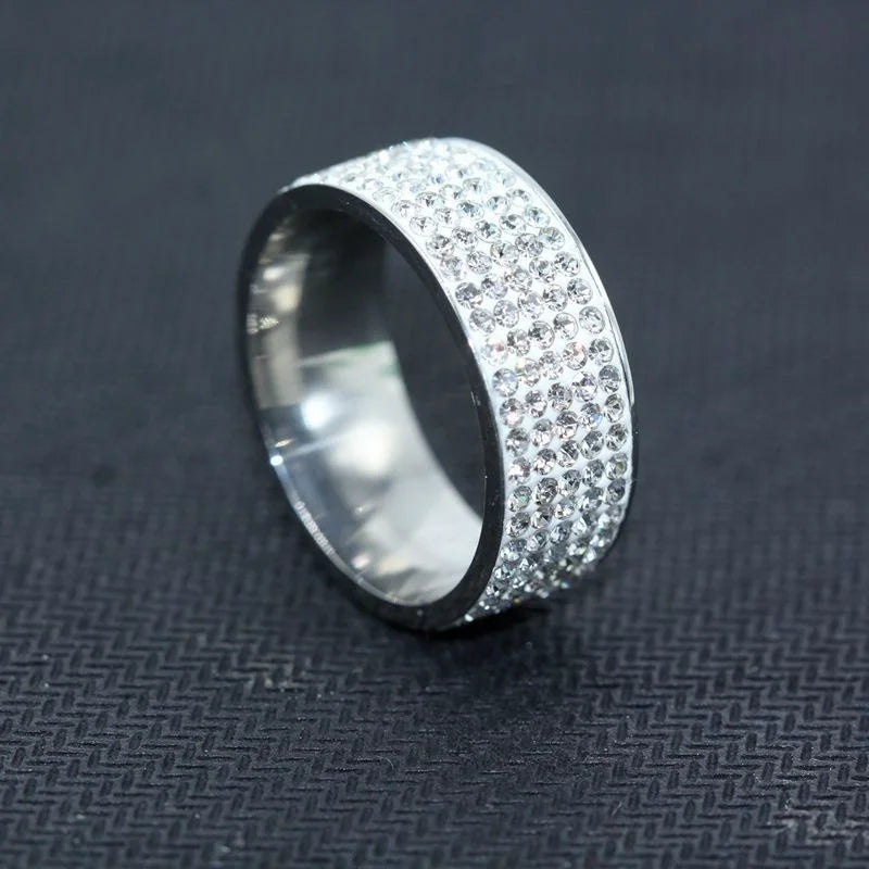 Round Inlaid White Zircon Ring for Women